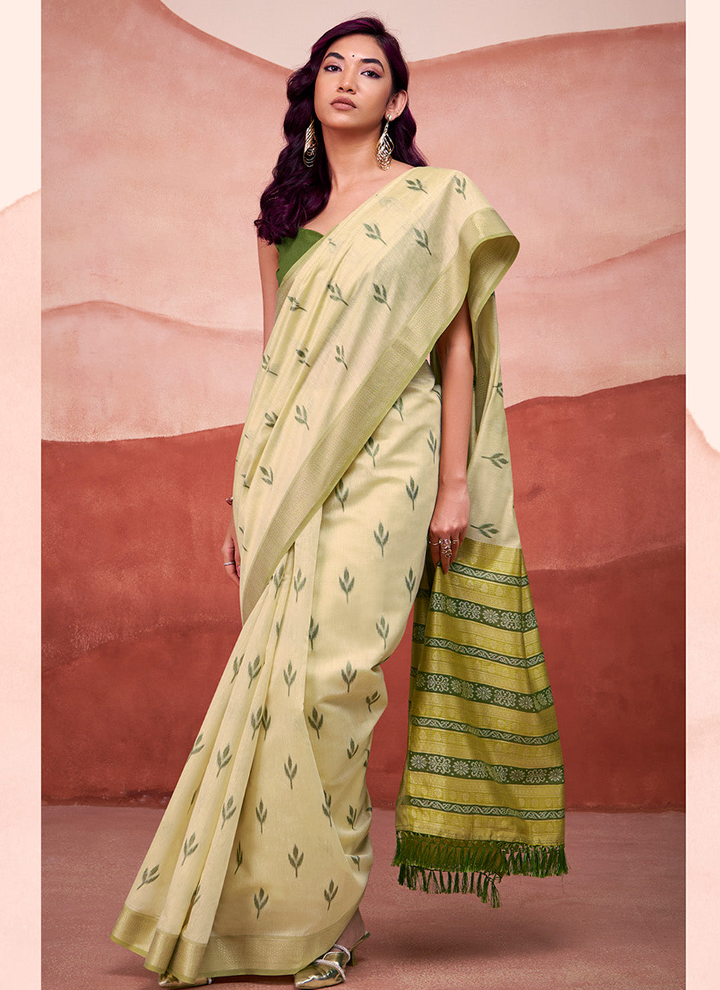 मुगा कॉटन साड़ी