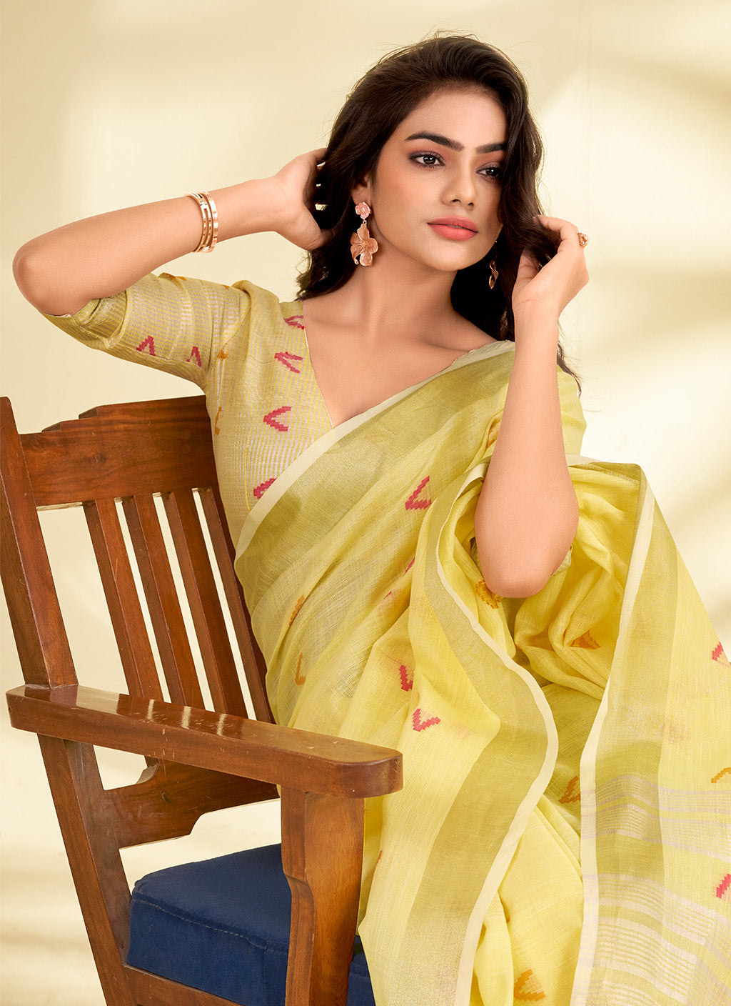 मुगा कॉटन साड़ी