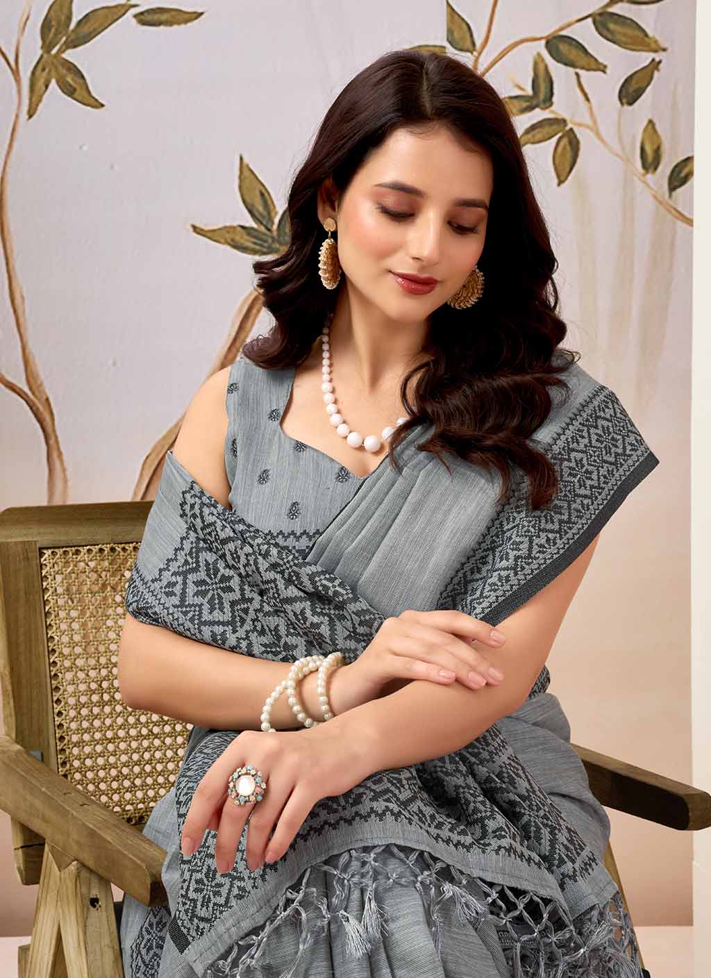 मुगा कॉटन साड़ी