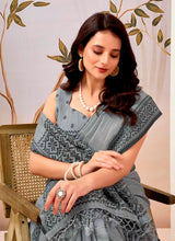 मुगा कॉटन साड़ी