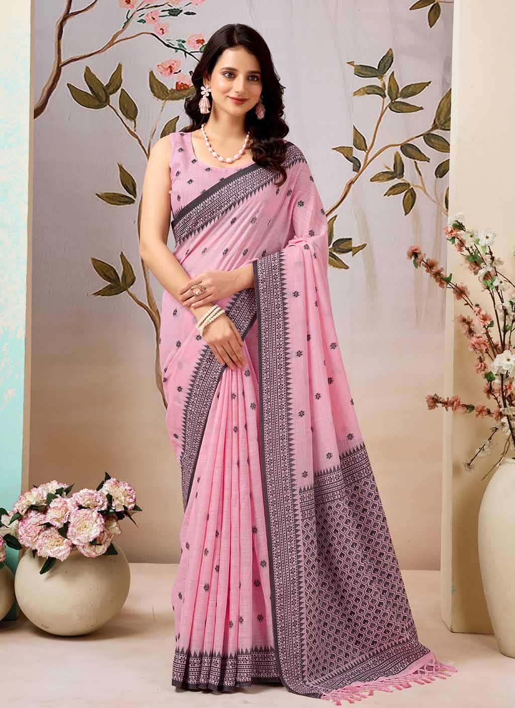 मुगा कॉटन साड़ी