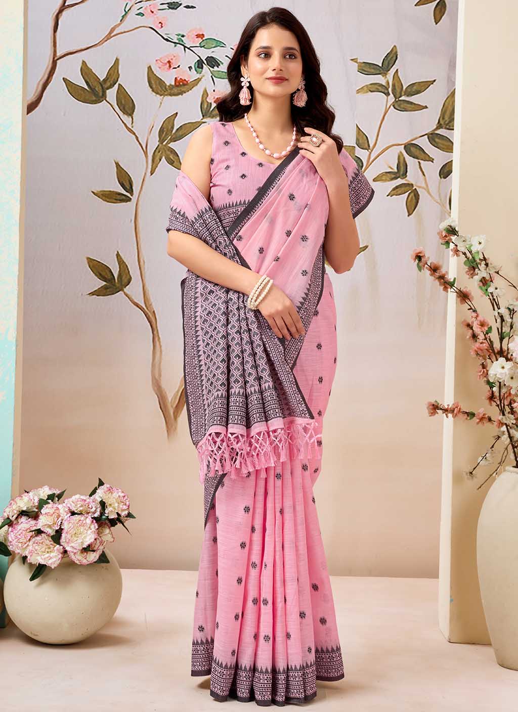 मुगा कॉटन साड़ी