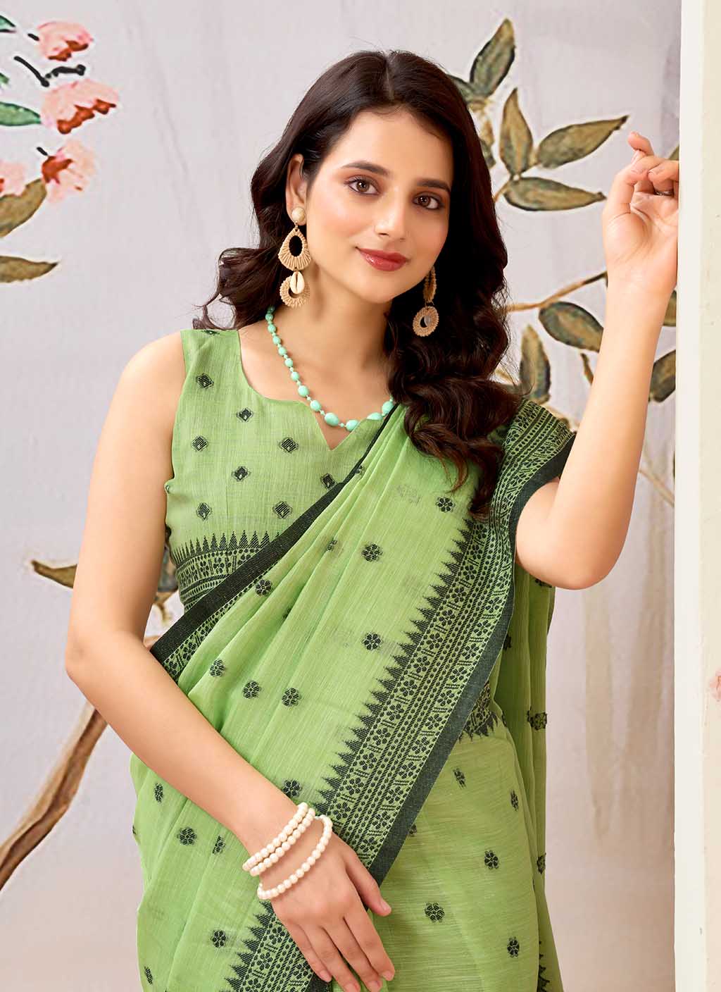 Damini Pure Linen Saree