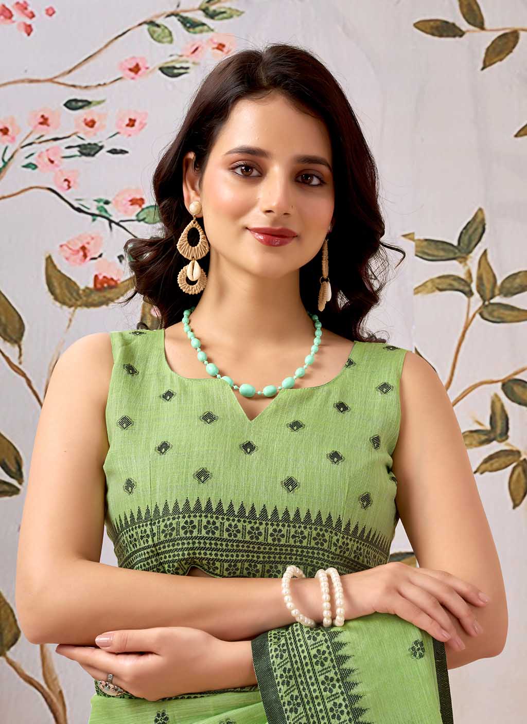 Damini Pure Linen Saree