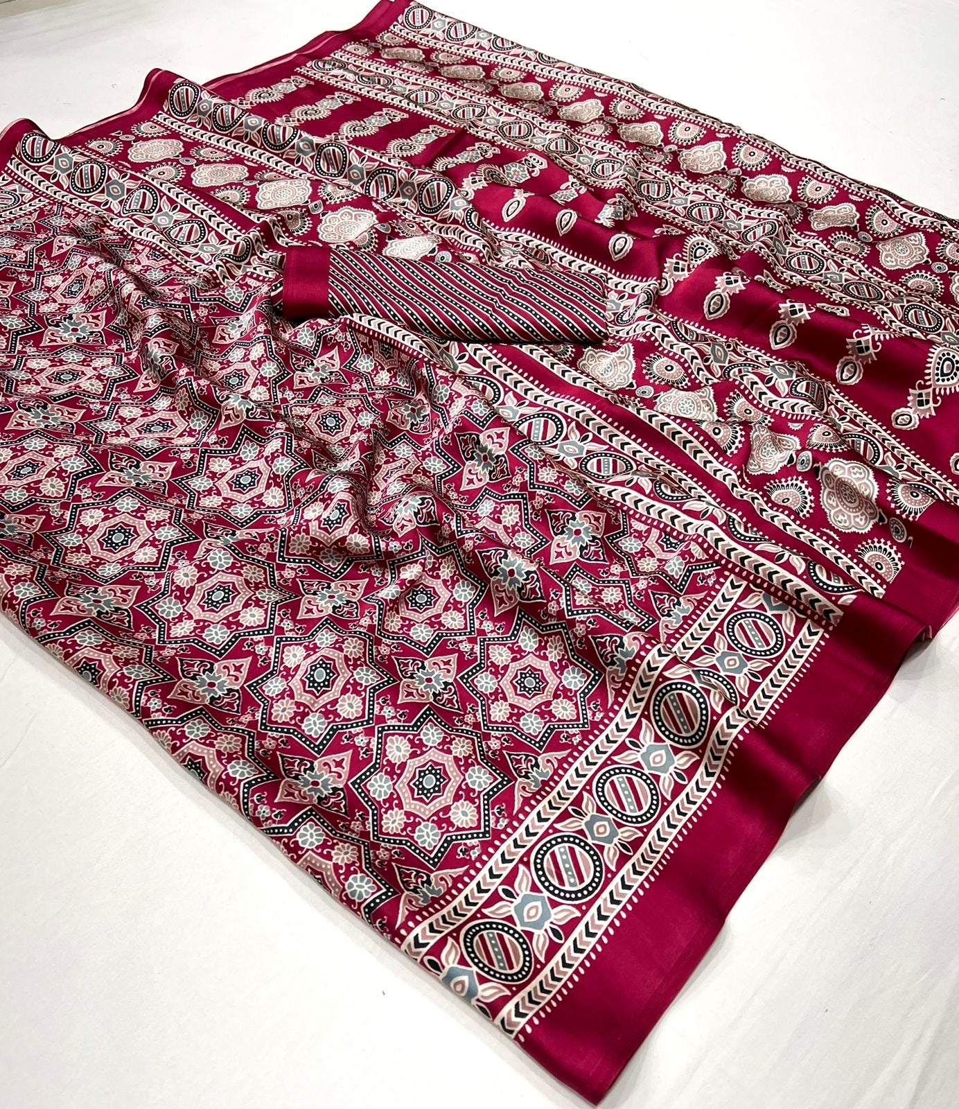 Ajarakh (Saree) - Ranjvani