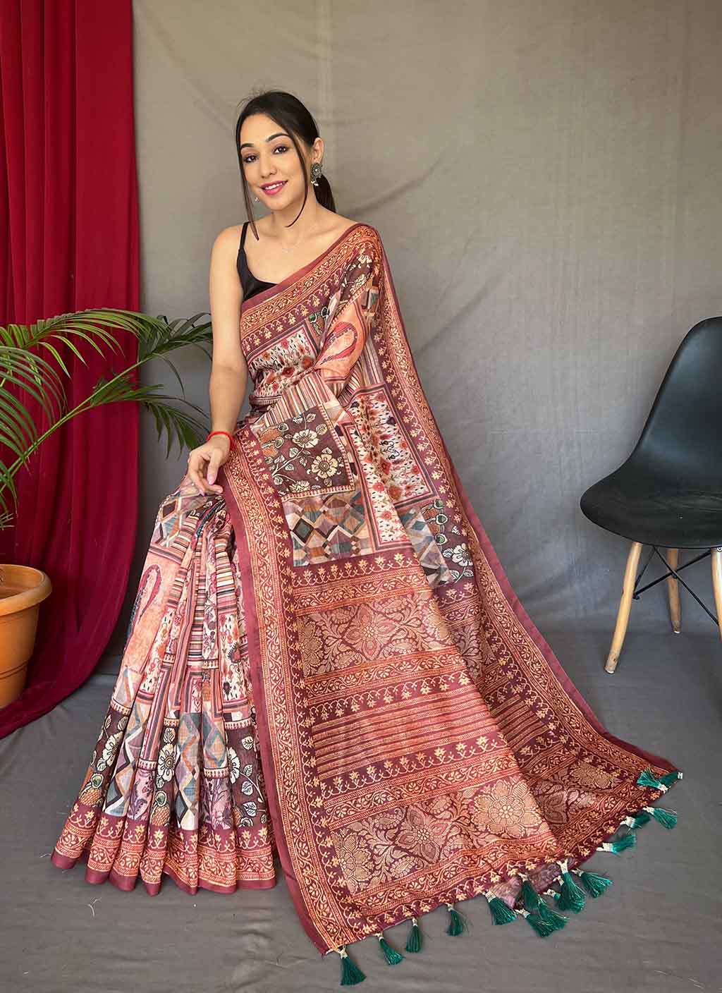 Anvika (Saree) - Ranjvani