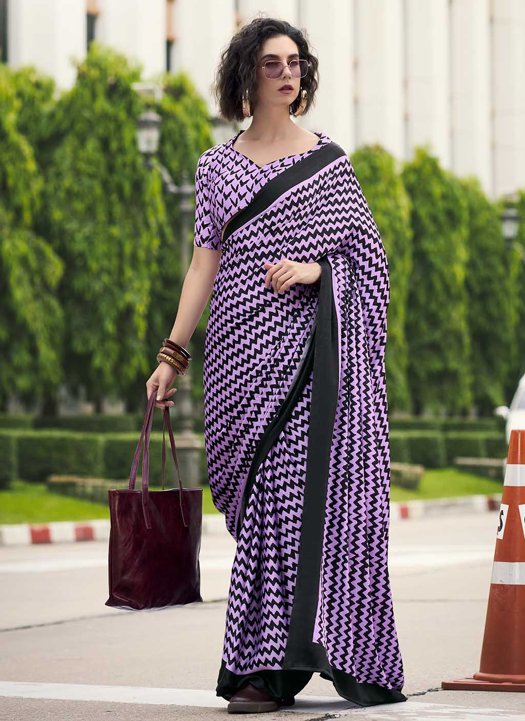 Dazzling (Saree) - Ranjvani Sarees