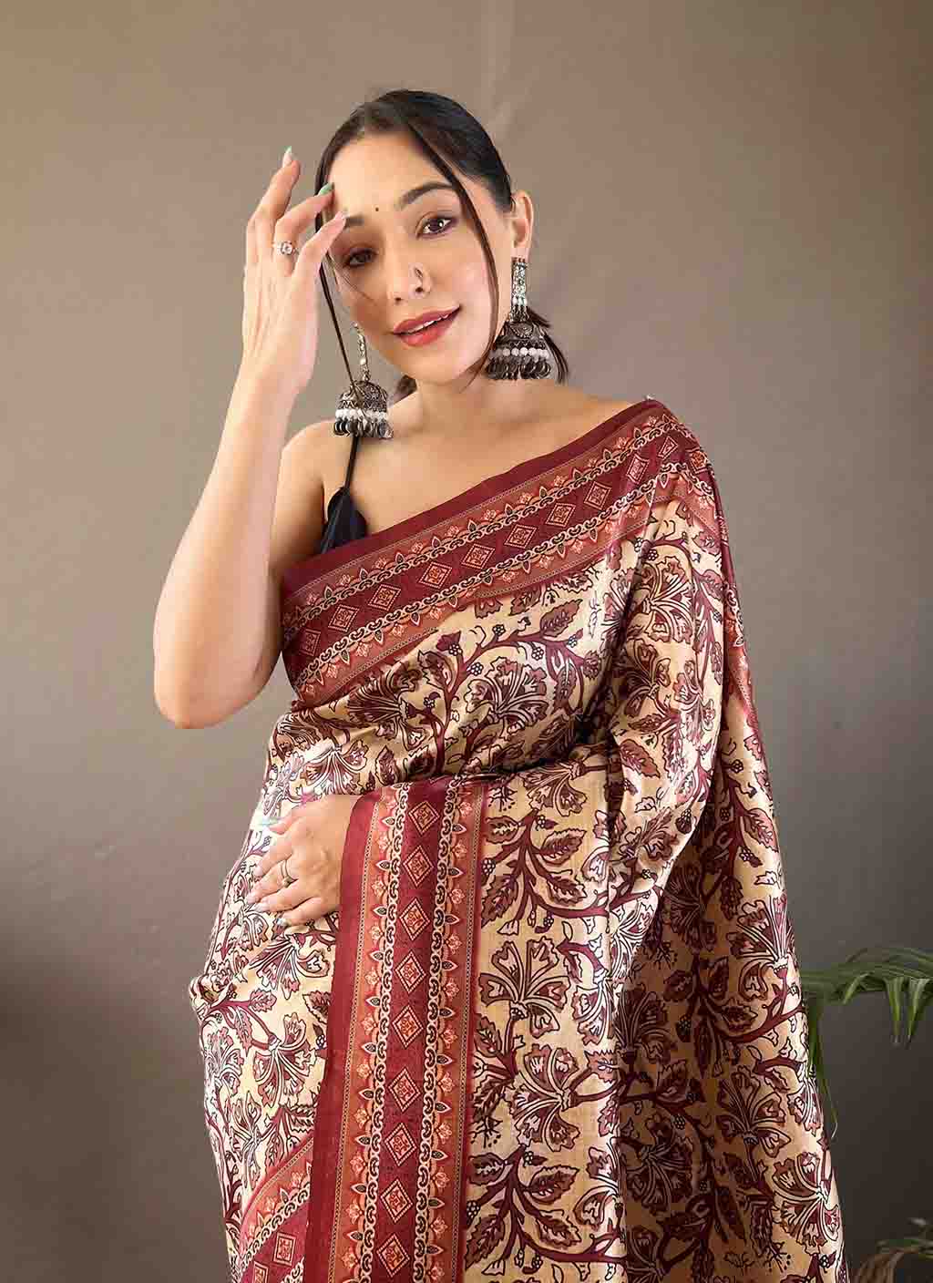 Kayra (Saree) - Ranjvani